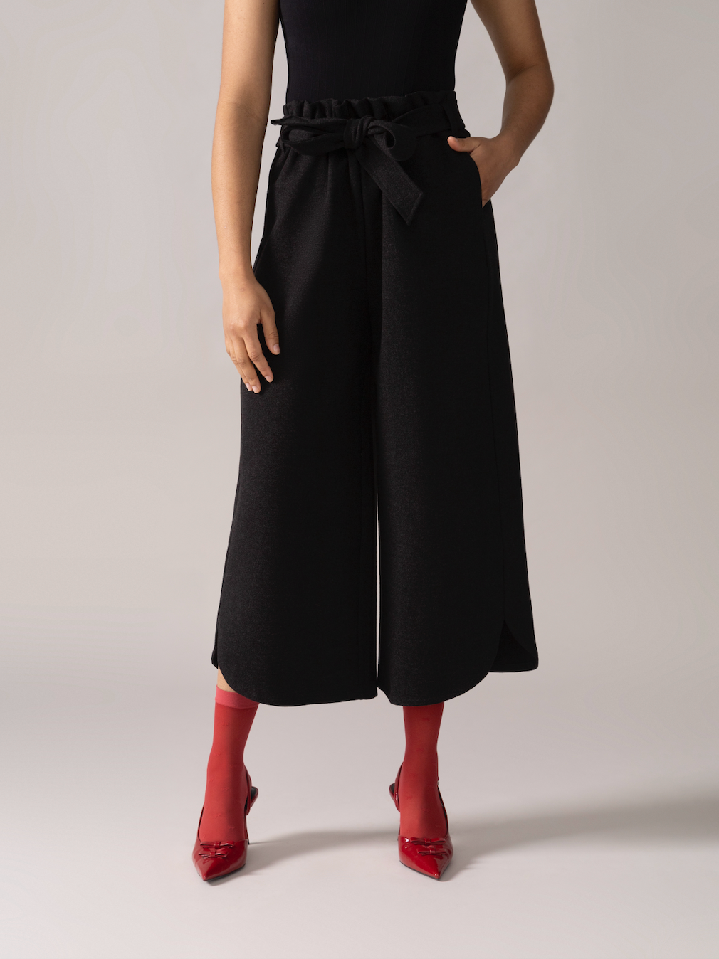 Tulip Hem Brushed Knit Pant in Charcoal Mix